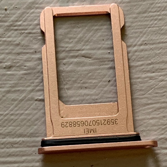 Apple Iphone 7 Plus A1784 Rose Gold - Security Lockout - As Is, For Parts Only - Picture 8 of 8